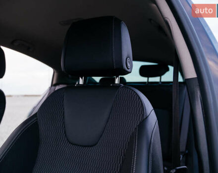 Синій Опель Інсігнія, об'ємом двигуна 2 л та пробігом 200 тис. км за 16500 $, фото 68 на Automoto.ua