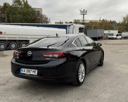 Синий Опель Инсигния, объемом двигателя 1.6 л и пробегом 170 тыс. км за 18500 $, фото 5 на Automoto.ua
