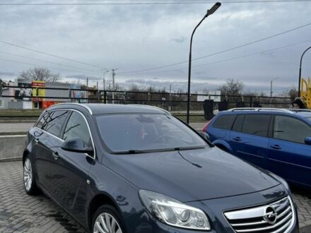 Синий Опель Инсигния, объемом двигателя 1.6 л и пробегом 246 тыс. км за 7900 $, фото 1 на Automoto.ua