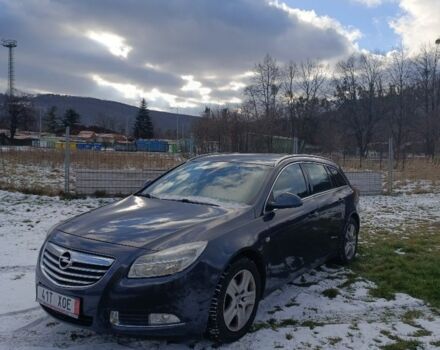 Синий Опель Инсигния, объемом двигателя 0 л и пробегом 250 тыс. км за 5000 $, фото 1 на Automoto.ua