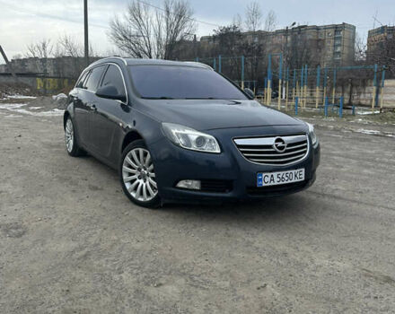 Синий Опель Инсигния, объемом двигателя 1.6 л и пробегом 246 тыс. км за 7900 $, фото 1 на Automoto.ua