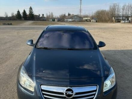 Синий Опель Инсигния, объемом двигателя 2 л и пробегом 430 тыс. км за 7000 $, фото 1 на Automoto.ua