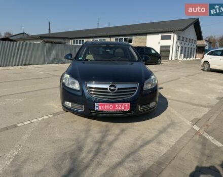 Синій Опель Інсігнія, об'ємом двигуна 2 л та пробігом 255 тис. км за 9400 $, фото 1 на Automoto.ua