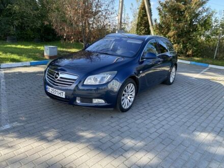 Синий Опель Инсигния, объемом двигателя 2 л и пробегом 268 тыс. км за 6250 $, фото 1 на Automoto.ua
