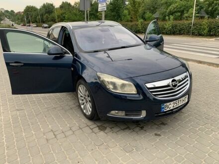 Опель Інсігнія 2011 у Дрогобичі на Automoto.ua Синій Опель Інсігнія, об'ємом двигуна 2 л та пробігом 263 тис. км за 3000 $, фото 1 на Automoto.ua