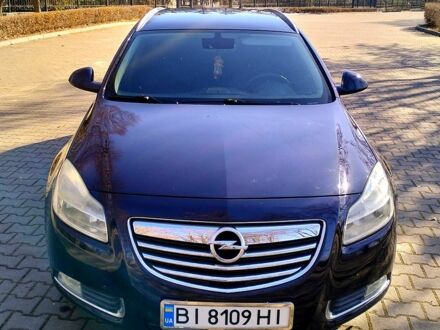 Синий Опель Инсигния, объемом двигателя 2 л и пробегом 257 тыс. км за 8200 $, фото 1 на Automoto.ua