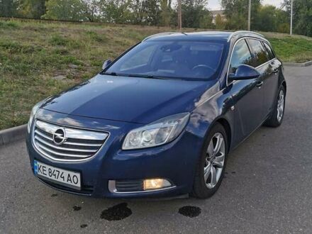 Опель Инсигния 2012 в Кривом Роге на Automoto.ua Синий Опель Инсигния, объемом двигателя 1.96 л и пробегом 340 тыс. км за 8000 $, фото 1 на Automoto.ua