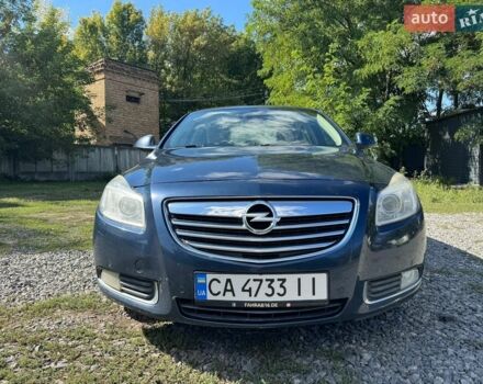 Синий Опель Инсигния, объемом двигателя 2 л и пробегом 186 тыс. км за 7000 $, фото 1 на Automoto.ua