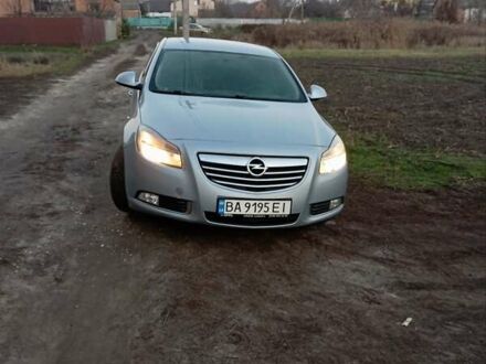 Синий Опель Инсигния, объемом двигателя 1.4 л и пробегом 310 тыс. км за 6200 $, фото 1 на Automoto.ua