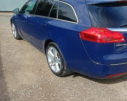 Синий Опель Инсигния, объемом двигателя 2 л и пробегом 220 тыс. км за 8300 $, фото 1 на Automoto.ua