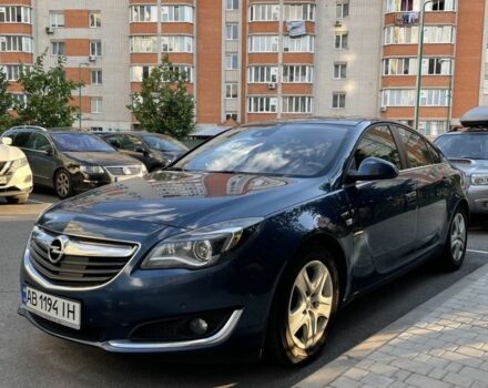 Синий Опель Инсигния, объемом двигателя 1.6 л и пробегом 196 тыс. км за 9400 $, фото 1 на Automoto.ua