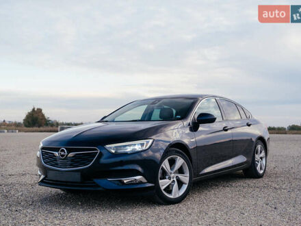 Синий Опель Инсигния, объемом двигателя 2 л и пробегом 200 тыс. км за 16500 $, фото 1 на Automoto.ua