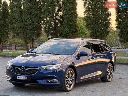 Синий Опель Инсигния, объемом двигателя 2 л и пробегом 198 тыс. км за 16700 $, фото 1 на Automoto.ua