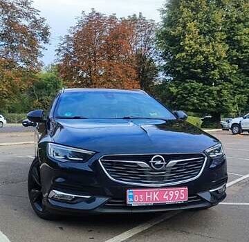 Синий Опель Инсигния, объемом двигателя 2 л и пробегом 208 тыс. км за 17000 $, фото 1 на Automoto.ua
