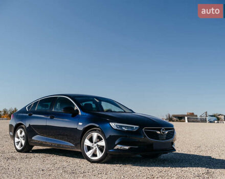 Синий Опель Инсигния, объемом двигателя 2 л и пробегом 242 тыс. км за 16500 $, фото 1 на Automoto.ua