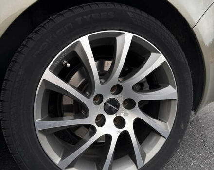 Зеленый Опель Инсигния, объемом двигателя 1.96 л и пробегом 280 тыс. км за 9500 $, фото 10 на Automoto.ua