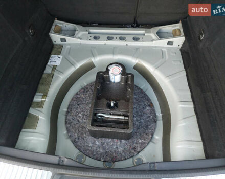 Зеленый Опель Инсигния, объемом двигателя 1.96 л и пробегом 240 тыс. км за 11800 $, фото 27 на Automoto.ua