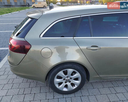 Зеленый Опель Инсигния, объемом двигателя 1.96 л и пробегом 240 тыс. км за 11800 $, фото 6 на Automoto.ua