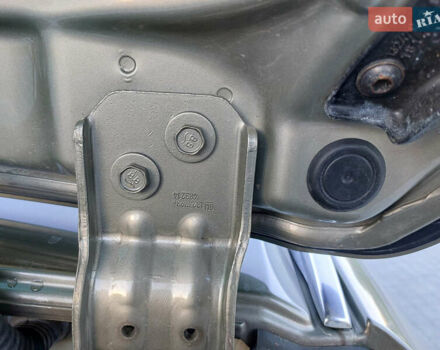 Зеленый Опель Инсигния, объемом двигателя 1.96 л и пробегом 240 тыс. км за 11800 $, фото 30 на Automoto.ua