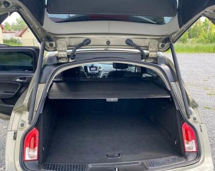 Зеленый Опель Инсигния, объемом двигателя 1.96 л и пробегом 250 тыс. км за 9700 $, фото 23 на Automoto.ua