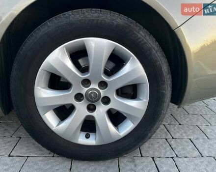 Зеленый Опель Инсигния, объемом двигателя 1.96 л и пробегом 240 тыс. км за 11800 $, фото 21 на Automoto.ua