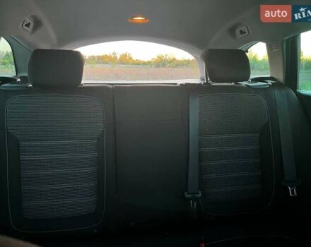 Зеленый Опель Инсигния, объемом двигателя 1.96 л и пробегом 240 тыс. км за 11800 $, фото 56 на Automoto.ua