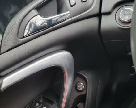 Зеленый Опель Инсигния, объемом двигателя 2 л и пробегом 252 тыс. км за 9900 $, фото 4 на Automoto.ua