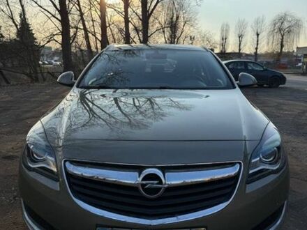 Зеленый Опель Инсигния, объемом двигателя 1.6 л и пробегом 172 тыс. км за 10700 $, фото 1 на Automoto.ua