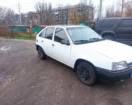 Білий Опель Кадет, об'ємом двигуна 1.3 л та пробігом 10 тис. км за 782 $, фото 2 на Automoto.ua