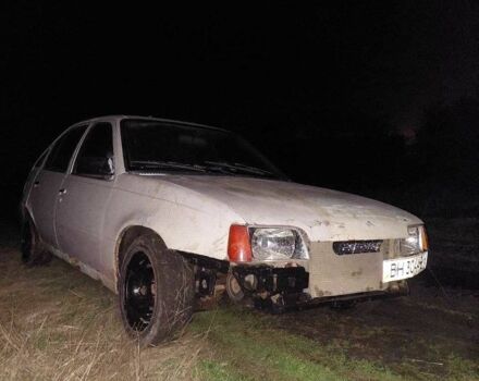 Белый Опель Кадет, объемом двигателя 1.2 л и пробегом 100 тыс. км за 150 $, фото 9 на Automoto.ua