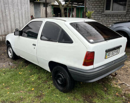Белый Опель Кадет, объемом двигателя 0 л и пробегом 300 тыс. км за 450 $, фото 3 на Automoto.ua