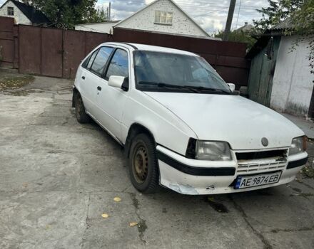 Білий Опель Кадет, об'ємом двигуна 1.6 л та пробігом 200 тис. км за 550 $, фото 1 на Automoto.ua