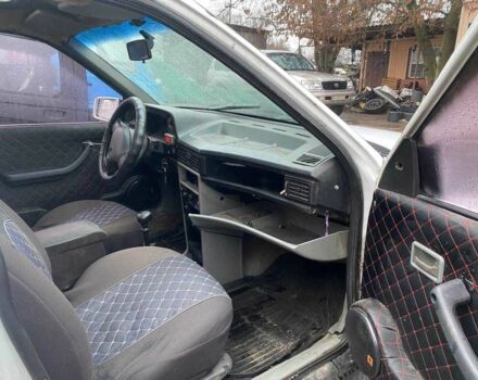 Білий Опель Кадет, об'ємом двигуна 1.3 л та пробігом 400 тис. км за 1000 $, фото 5 на Automoto.ua