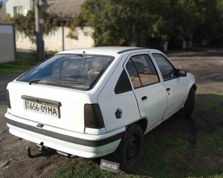 Белый Опель Кадет, объемом двигателя 5 л и пробегом 50 тыс. км за 650 $, фото 3 на Automoto.ua