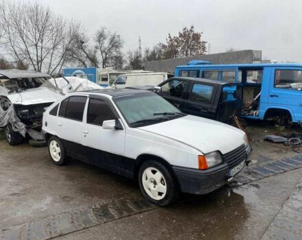 Білий Опель Кадет, об'ємом двигуна 1.3 л та пробігом 400 тис. км за 1000 $, фото 1 на Automoto.ua