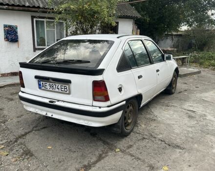Білий Опель Кадет, об'ємом двигуна 1.6 л та пробігом 200 тис. км за 550 $, фото 2 на Automoto.ua