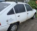 Белый Опель Кадет, объемом двигателя 1.3 л и пробегом 800 тыс. км за 700 $, фото 5 на Automoto.ua