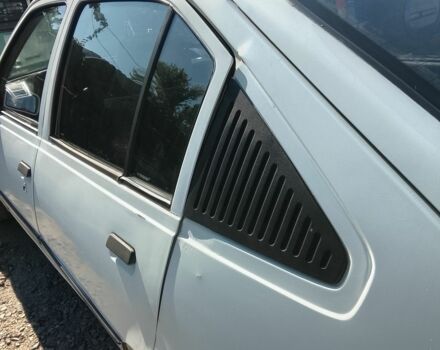 Опель Кадет 1986 в Днепре (Днепропетровске) на Automoto.ua Белый Опель Кадет, объемом двигателя 1.6 л и пробегом 170 тыс. км за 600 $, фото 5 на Automoto.ua