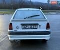 Белый Опель Кадет, объемом двигателя 1.3 л и пробегом 379 тыс. км за 699 $, фото 9 на Automoto.ua