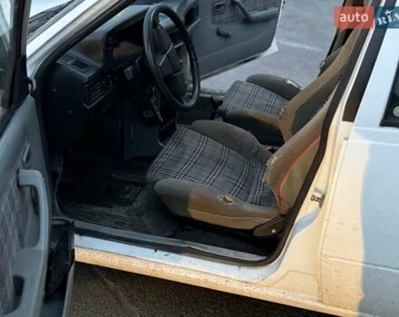 Белый Опель Кадет, объемом двигателя 1.3 л и пробегом 379 тыс. км за 750 $, фото 24 на Automoto.ua