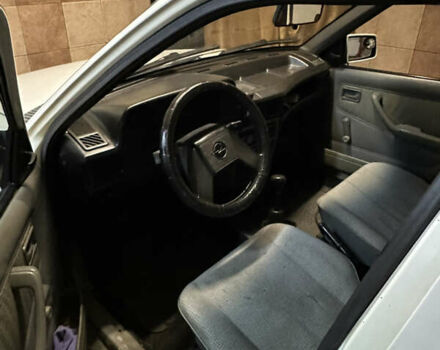 Белый Опель Кадет, объемом двигателя 1.3 л и пробегом 100 тыс. км за 1200 $, фото 3 на Automoto.ua