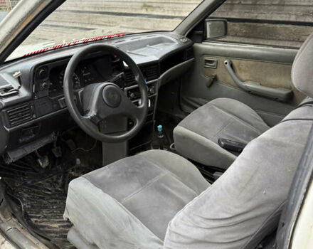 Білий Опель Кадет, об'ємом двигуна 1.3 л та пробігом 300 тис. км за 550 $, фото 10 на Automoto.ua