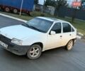 Белый Опель Кадет, объемом двигателя 1.3 л и пробегом 379 тыс. км за 699 $, фото 3 на Automoto.ua