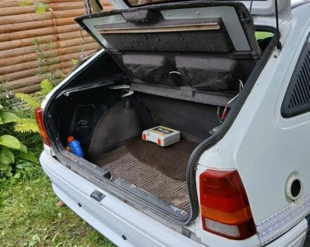 Білий Опель Кадет, об'ємом двигуна 1.6 л та пробігом 99 тис. км за 1069 $, фото 6 на Automoto.ua