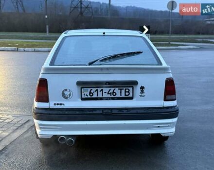 Белый Опель Кадет, объемом двигателя 1.3 л и пробегом 379 тыс. км за 750 $, фото 9 на Automoto.ua