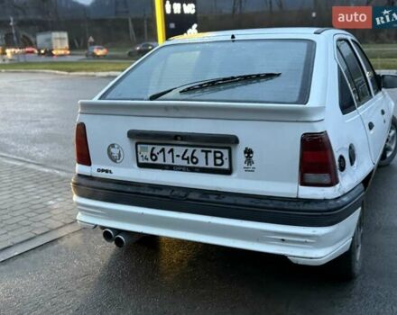 Белый Опель Кадет, объемом двигателя 1.3 л и пробегом 379 тыс. км за 699 $, фото 17 на Automoto.ua