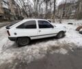 Белый Опель Кадет, объемом двигателя 1.3 л и пробегом 250 тыс. км за 800 $, фото 5 на Automoto.ua