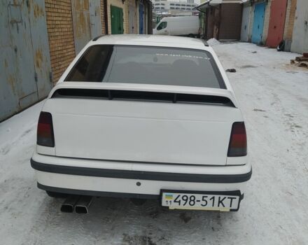 Белый Опель Кадет, объемом двигателя 2 л и пробегом 60 тыс. км за 3500 $, фото 6 на Automoto.ua