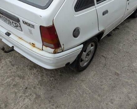 Белый Опель Кадет, объемом двигателя 1.3 л и пробегом 205 тыс. км за 415 $, фото 4 на Automoto.ua