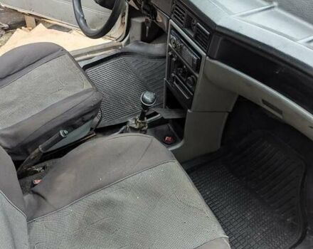 Белый Опель Кадет, объемом двигателя 1.3 л и пробегом 205 тыс. км за 415 $, фото 11 на Automoto.ua